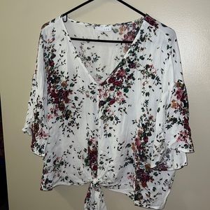 LUQ - Rhee Tie Front Top XXL